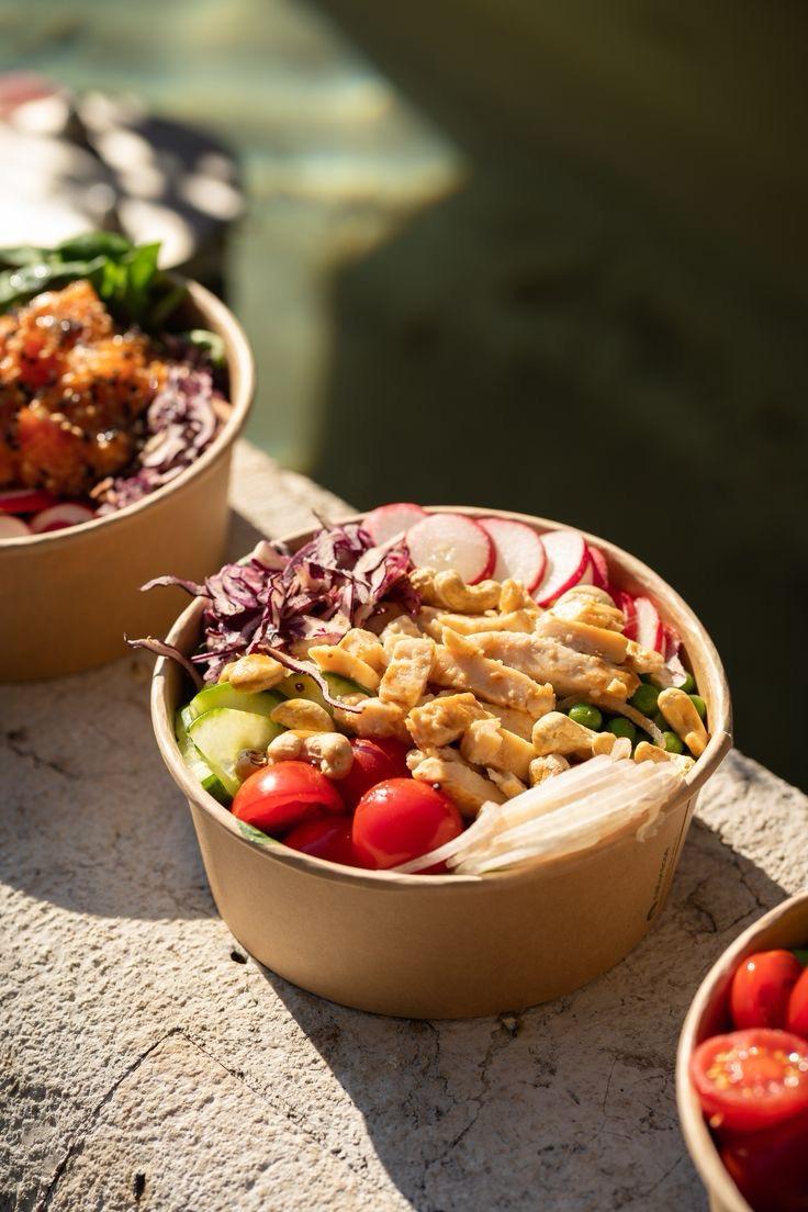 FOOD PACKAGING CONTAINERS